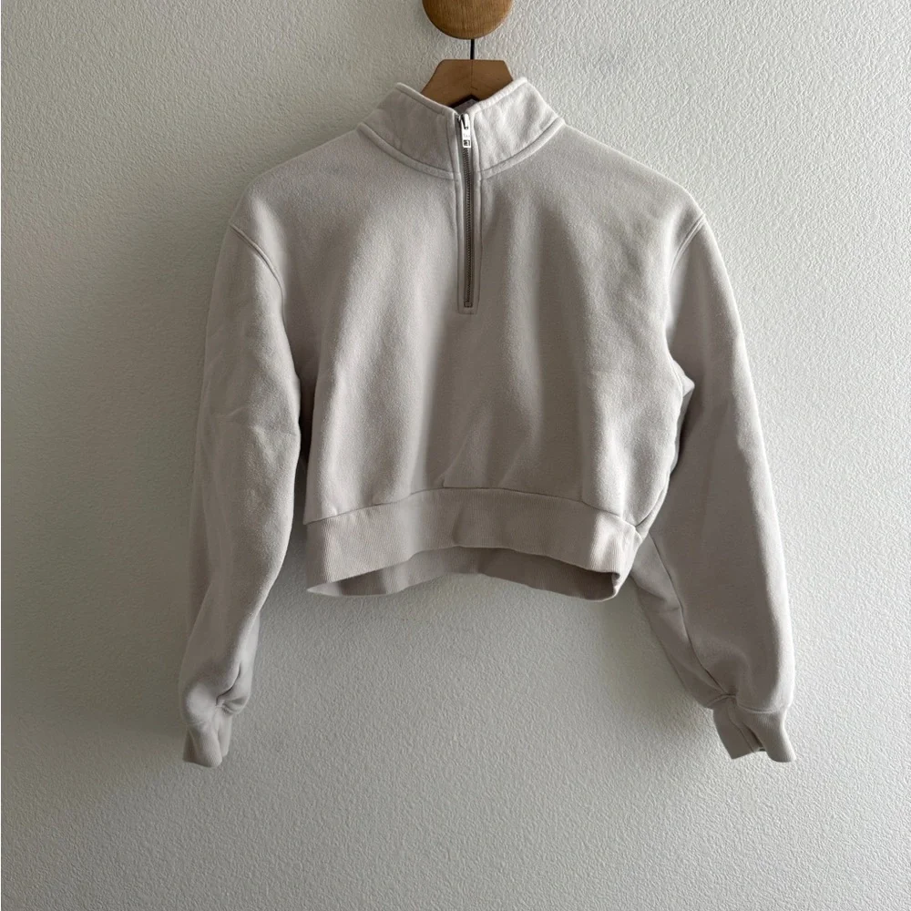 Aritzia TNA COZY AF Cropped 1/4 Zip Sweatshirt - Picture 1 of 9